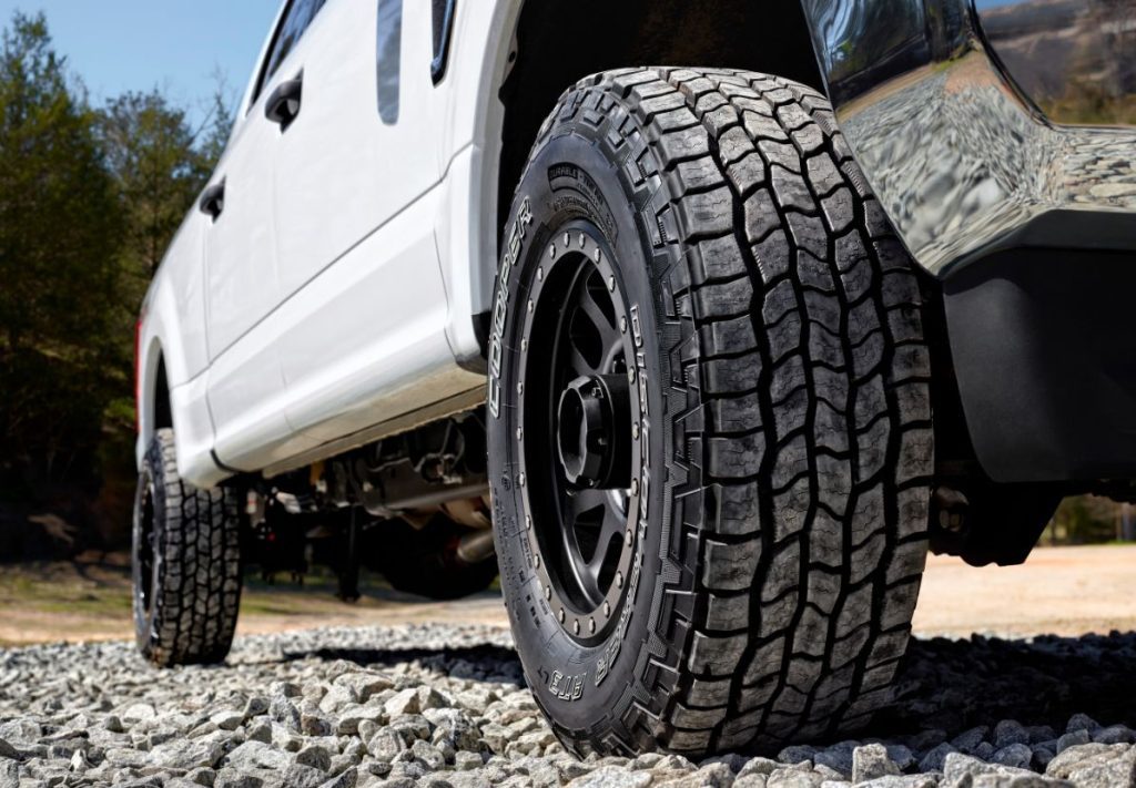 Promotion Landing Page - Cooper Tires Free Oil Skin Vest 1